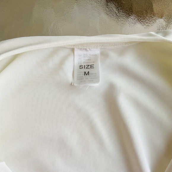 Athletic top - Picture 4 of 16